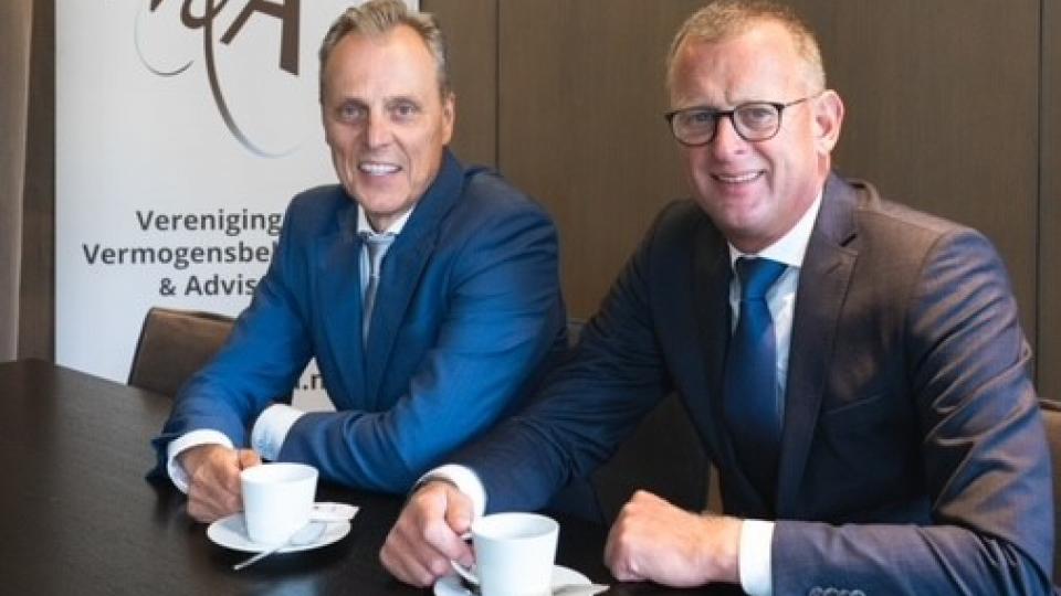 Erik Bakker (links), Theo Andringa (rechts) Erik Bakker (links), Theo Andringa (rechts)