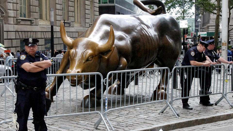 Bull on Wall Street