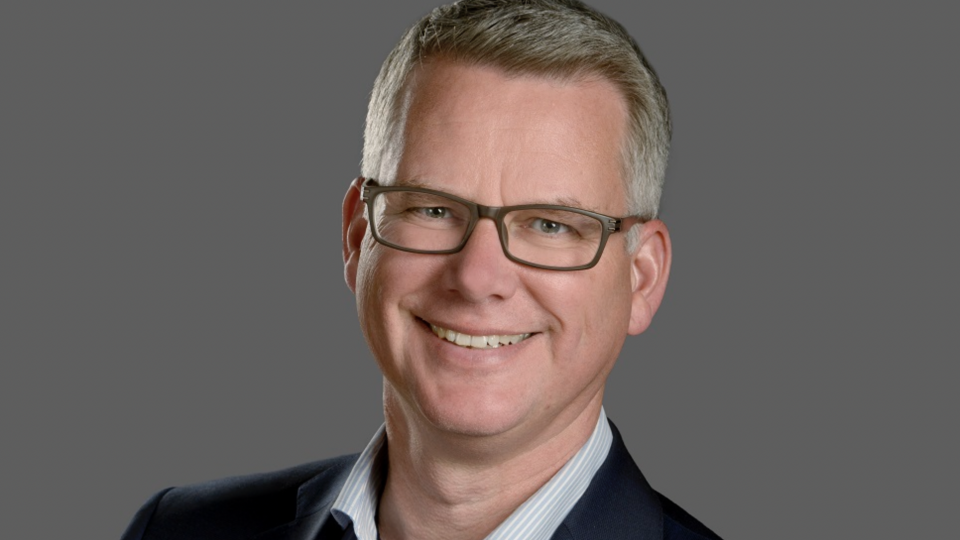Martin Sanders, Foto-optik GRAU CH-6300 ZUG Martin Sanders, Foto-optik GRAU CH-6300 ZUG