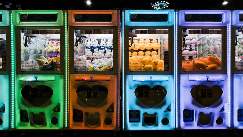 Grijpmachines met konijnen in Shanghai, foto door Evan Hancock via Unsplash Grijpmachines met konijnen in Shanghai, foto door Evan Hancock via Unsplash