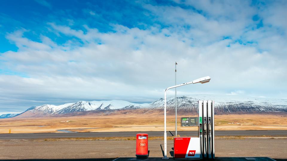 Benzinestation, foto door Khamkéo Vilaysing via Unsplash Benzinestation, foto door Khamkéo Vilaysing via Unsplash