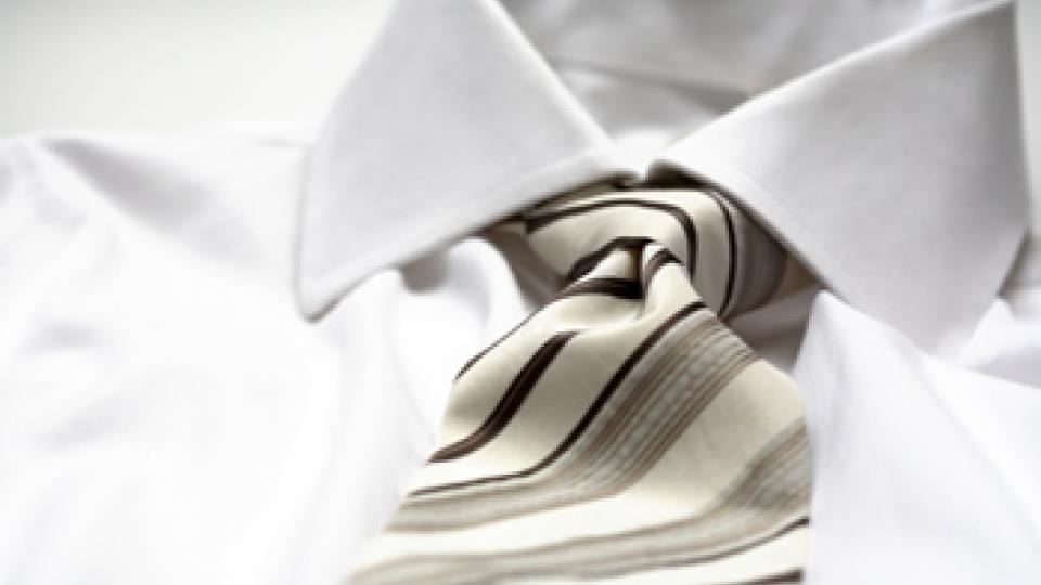 UBS past dresscode voor personeel aan Investment Officer (voorheen