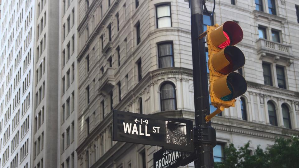 Wall Street, roberto-junior-270326-unsplash Wall Street, roberto-junior-270326-unsplash