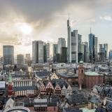 Frankfurt. Afbeelding van Leonhard Niederwimmer via Pixabay