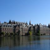 Hofvijver met het Binnenhof