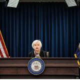 Janet Yellen, bij een persconferentie van de Fed 