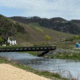 In het Duitse Ahr-gebied werden Baileybruggen geïnstalleerd na de overstromingen van 2021 die Duitsland meer dan 40 miljard euro kostten. Foto: Les Impitoyables CC-BY-2.0.